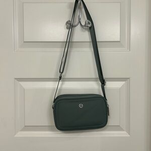 lululemon Crossbody Camera Bag